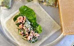 Làm chả lá lốt theo cách này của mẹ trẻ Hà thành, gói không sợ bung, ăn giòn rôm rốp, ngon 'ô mê ly'