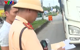 CSGT Hà Nội xử lý trên 1.600 xe kinh doanh vận tải vi phạm sau 20 ngày tổng kiểm soát