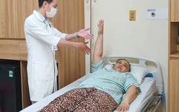 Đột ngột đau đầu trong lúc đang quét nhà, người phụ nữ 48 tuổi đi khám phát hiện vỡ túi phình động mạch não