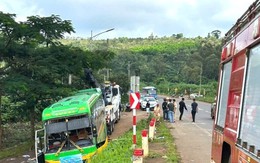 Công an thông tin nguyên nhân xe khách chở 46 người bị lật ở Đắk Lắk