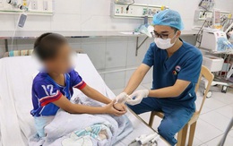 Bé 9 tuổi ở Hưng Yên hôn mê sâu, nguy kịch vì uống nhầm Methadon