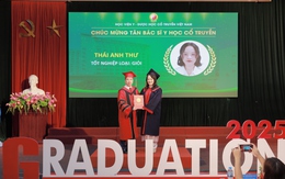 Trao bằng tốt nghiệp cho gần 1.000 sinh viên Học viện Y – Dược học cổ truyền Việt Nam