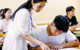 Trường ĐH Ngoại thương lý giải việc điểm chuẩn năm 2025 'lạ' chưa từng có