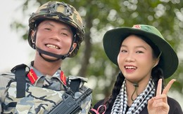 Gặp nhau ở A50, nên duyên nhờ A80: Cặp đôi xúc động nghe thủ trưởng nói 1 câu