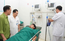 Bộ Y tế: Tập trung nhân lực, hội chẩn chuyên gia đầu ngành cứu chữa các nạn nhân do sạt lở ở Điện Biên
