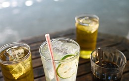 Ngày chỉ bán được 9 ly nước, chủ quán cà phê ‘vỡ mộng'