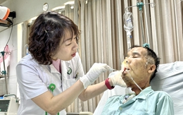 Người đàn ông mắc ung thư phải cắt toàn bộ lưỡi do chủ quan với dấu hiệu này trong miệng
