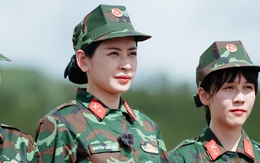 Chi Pu khoác lên màu áo lính để hiểu hơn về truyền thống quân nhân của gia đình 