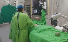 Người đàn ông 49 tuổi bị nhồi máu não khi thức giấc may mắn hồi phục nhờ làm ngay điều này
