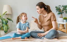 Chỉ vì 2 thói quen này, cha mẹ đang khiến con ngày càng trở nên 'kém thông minh' mà không hay biết
