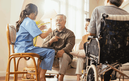 Sau khi nghỉ hưu: Tại sao người già không nên sống 1 mình? Bạn sẽ hiểu sau khi đọc bài viết này