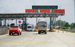 Từ ngày 1/10 tới, không chuyển đổi sang tài khoản giao thông, hàng triệu ô tô sẽ không được qua trạm thu phí?