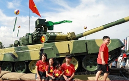 6,6 triệu lượt người tham quan khí tài Quân đội tại Triển lãm thành tựu đất nước