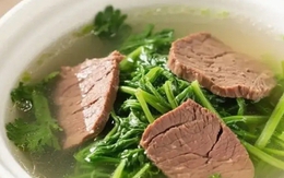 Mất ngủ do gan nóng, nên thường xuyên nấu 4 món canh này để ngủ sâu hơn