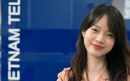 MC 21 tuổi gây sốt với vẻ ngoài xinh đẹp, giọng tiếng Anh cuốn hút trên VTV