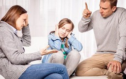Tại sao có những gia đình, cha mẹ và con cái không còn yêu thương nhau nữa?: 'Tài khoản cảm xúc' hàng ngày đang bị 'thấu chi' - chỉ 'rút' mà không có 'gửi'
