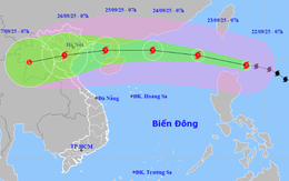 Tin bão mới nhất: Bão Nagasa giật trên cấp 17 tiến vào Biển Đông, đất liền Việt Nam ảnh hưởng thế nào?