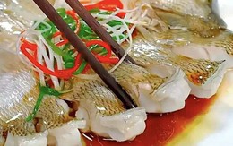 Mẹo hấp cá ngon: Hãy ghi nhớ 3 điểm này để cá vược trở nên mềm, ngọt và không bị tanh