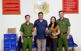 Một ngày, hai cán bộ công an Nghệ An trả lại gần nửa tỷ đồng cho người dân