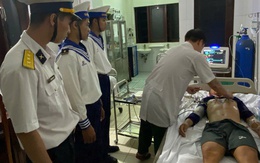Bệnh xá đảo Trường Sa cấp cứu ngư dân bị chấn thương cột sống, phù tủy cổ