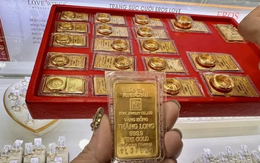 Giá vàng miếng SJC được niêm yết ở mức 133-135 triệu đồng/lượng 