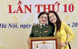 2 căn nhà của con gái NSND Hạ Vy - MC Hoàng Trang của VTV và cách cắm hoa tươi chị em xem xong về học cách cắm luôn