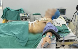 Ca mổ đặc biệt: Phẫu thuật ung thư dạ dày cho bệnh nhân gù vẹo cột sống, lưng gập gần 90 độ