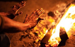 Khối không khí lạnh rất mạnh tràn xuống, Hà Nội tiếp tục rét đỉnh điểm dưới 10 độ?