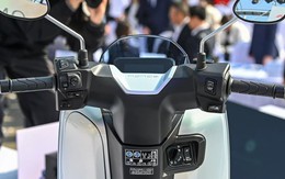 Xe máy điện của Honda sắp về Việt Nam khả năng lội nước siêu đỉnh, pin khỏe sẽ có giá bao nhiêu?