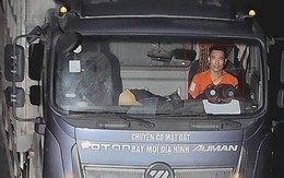 Hà Nội: Danh sách 23 trường hợp vượt đèn đỏ, 28 người không đội mũ bảo hiểm bị Camera AI ghi hình ngày 18/1