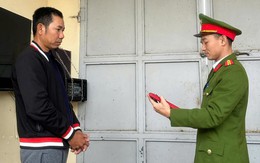 Dùng sổ đỏ giả lừa hơn 700 triệu đồng