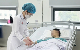 Chủ quan với vết thương do chuột cắn, thanh niên 16 tuổi mắc bệnh nhiễm trùng toàn thân hiếm gặp