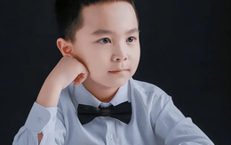 Cuộc sống hiện tại gây bất ngờ của thần đồng 3 tuổi nhận biết quốc kỳ, quốc huy của hơn 200 quốc gia, nhớ 3.000 chữ