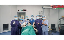 Bé trai 3,7kg chào đời an toàn sau ca mổ cấp cứu 'nghẹt thở' của các bác sĩ Bệnh viện 19-8