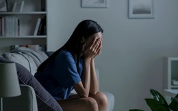 30 tuổi, tôi vẫn bị mẹ kiểm soát làm đâu, chơi với ai, ăn gì