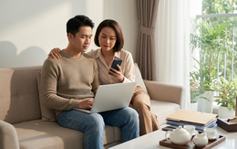 Lấy vợ hơn 11 tuổi, tôi sống như đứa trẻ bị mẹ quản thúc