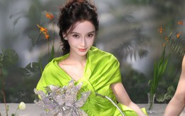 Angelababy gây chú ý với tạo hình táo bạo, đẹp như mỹ nhân ngư