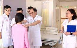 Lần đầu tiên thực hiện thành công nắn chỉnh vẹo cột sống không ghép xương tại Việt Nam