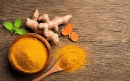 Bột nghệ và tinh bột nghệ khác nhau thế nào? Đừng nhầm loại mịn hơn là tốt hơn