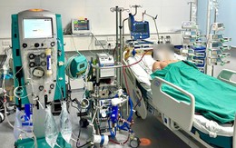 Sốt xuất huyết nguy kịch, nam thanh niên 23 tuổi phải can thiệp ECMO