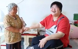 Vừa cưới 1 tháng, con dâu phải sống thực vật, mẹ chồng chăm sóc suốt 17 năm