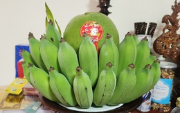 Vì sao người miền Bắc thường chọn chuối và bưởi để thắp hương?