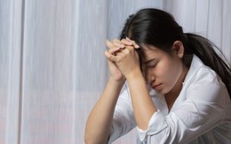 Nhờ bạn thân 'giăng bẫy' chồng thành đạt, tôi mất cả chồng lẫn bạn thân