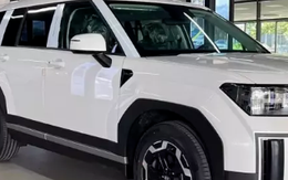 SUV hạng C, D giảm giá sốc tới hàng trăm triệu, chỉ từ 585 triệu đồng, Hyundai Santa Fe rẻ chưa từng có