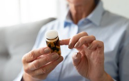 3 rủi ro tiềm ẩn khi vô tình sử dụng vitamin quá hạn sử dụng