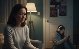 Con gái học giỏi nhưng nổi loạn, mẹ bất lực mất kết nối với con