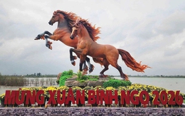 Ngắm linh vật ngựa đẹp, độc đáo ở các tỉnh, thành dịp Tết Bính Ngọ 2026
