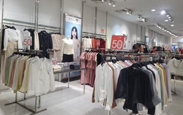 Cận ngày 8/3, thị trường quà tặng 'nguội lạnh', thời trang giảm 70% vẫn vắng khách