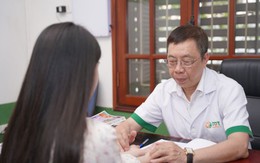 TTƯT. Bác sĩ Lê Hữu Tuấn - Khám chữa bệnh và giữ hồn cốt y học cổ truyền