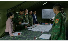 Cân não cuộc giải cứu con gái Thượng tướng bị mắc kẹt dưới hầm mỏ